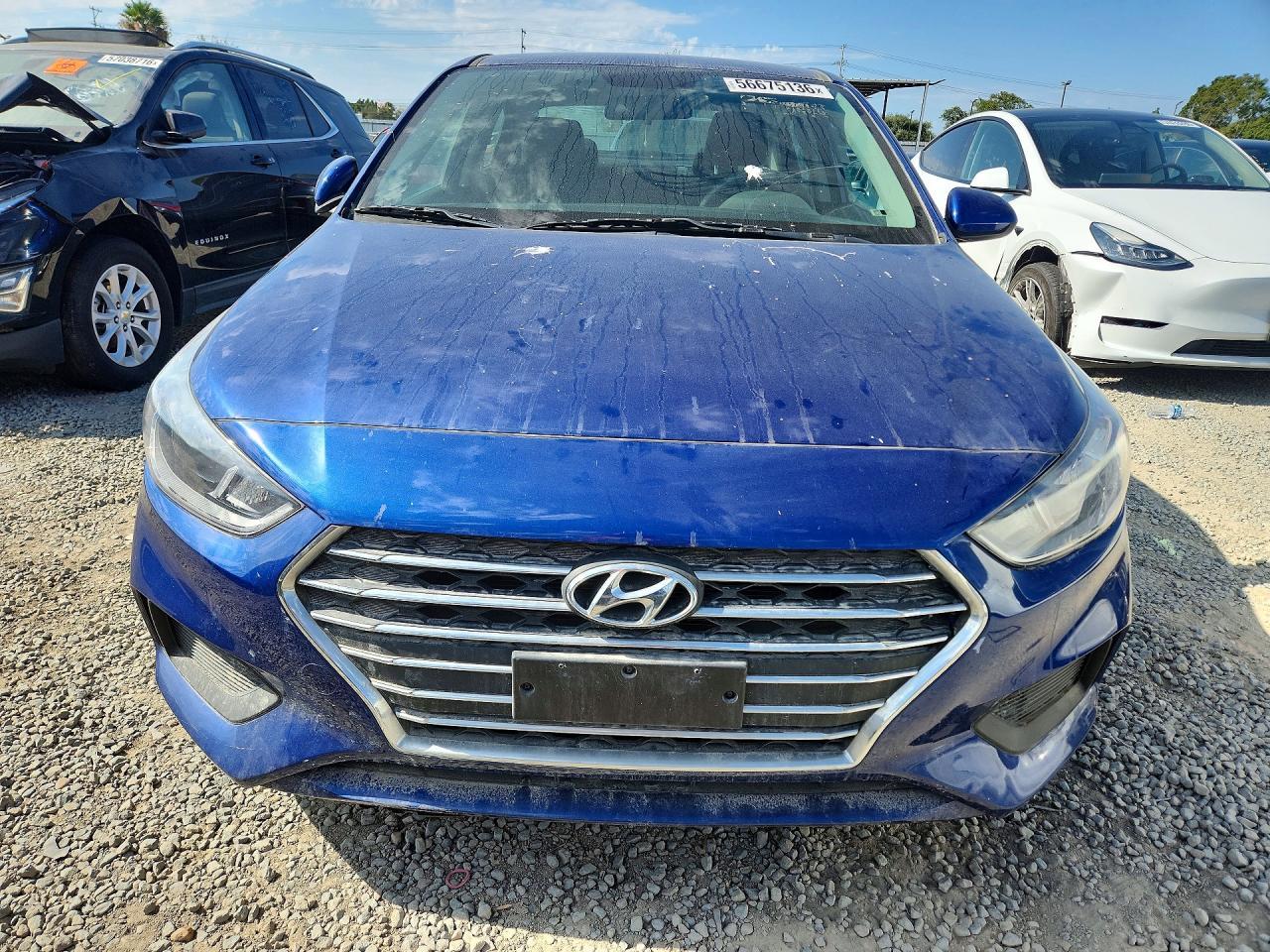 2022 Hyundai Accent Se - Фото 5