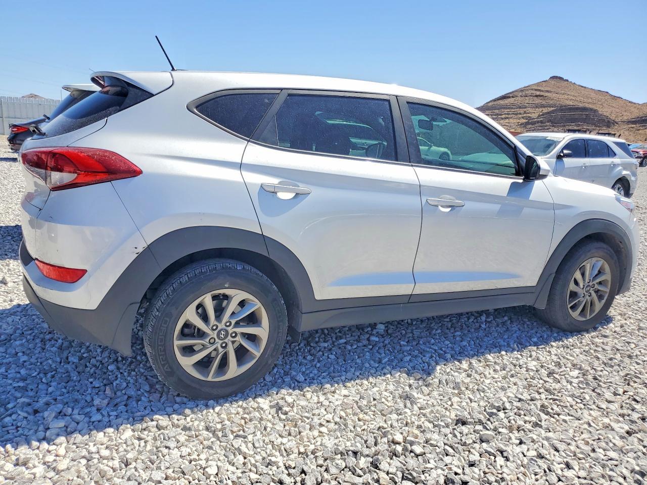 2016 Hyundai Tucson Se - Фото 3
