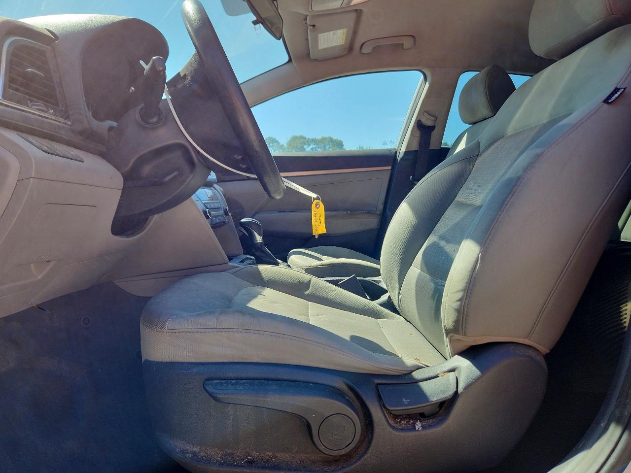 2017 Hyundai Elantra Se - Фото 7
