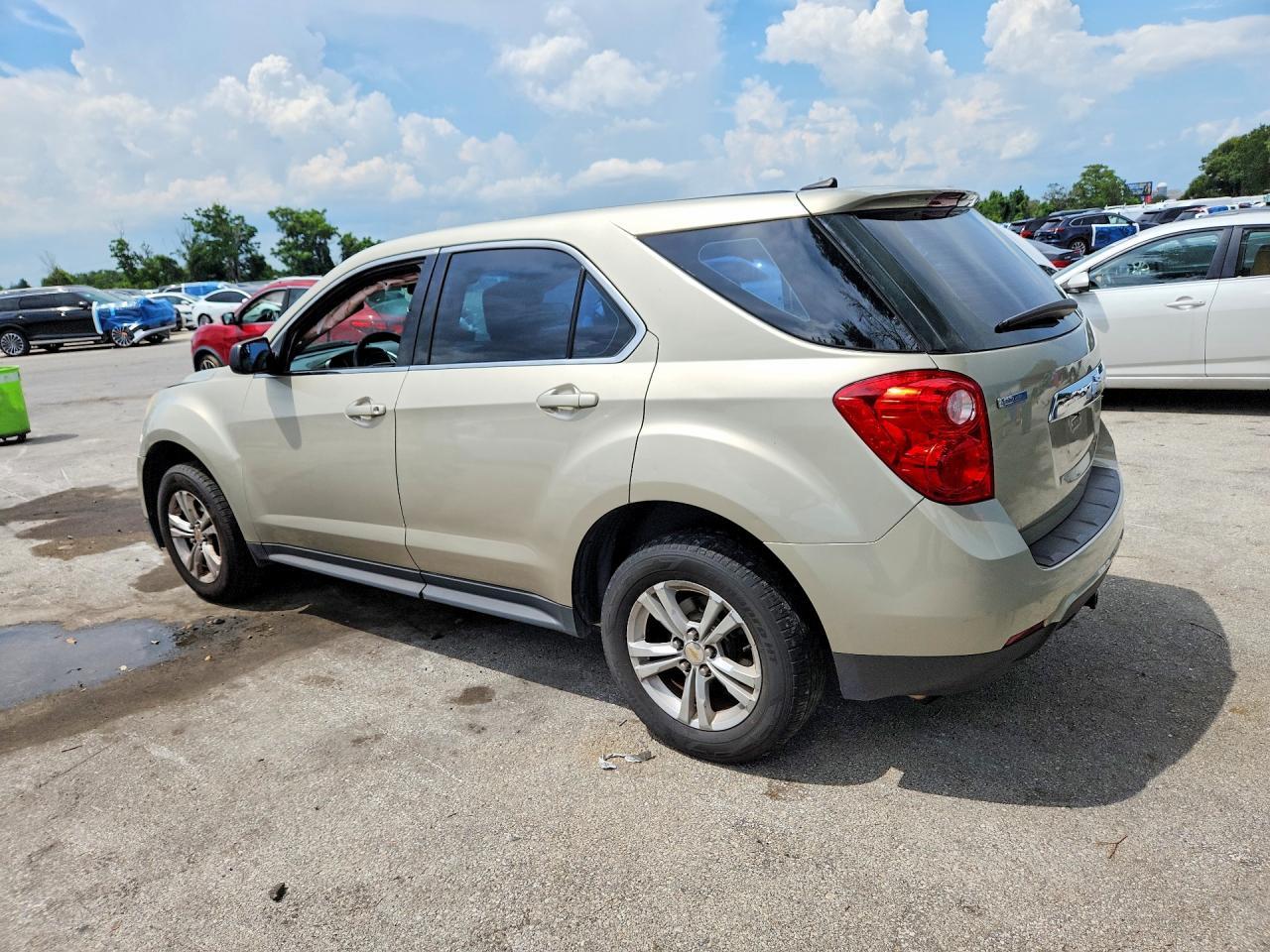 2013 Chevrolet Equinox - Фото 2
