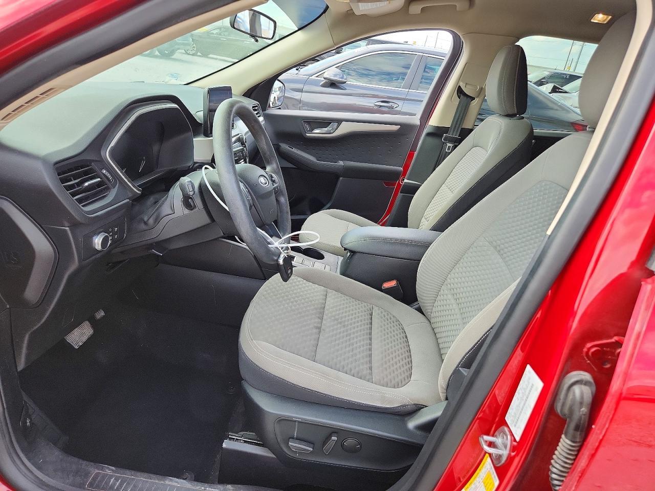 2020 Ford Escape Se - Фото 7