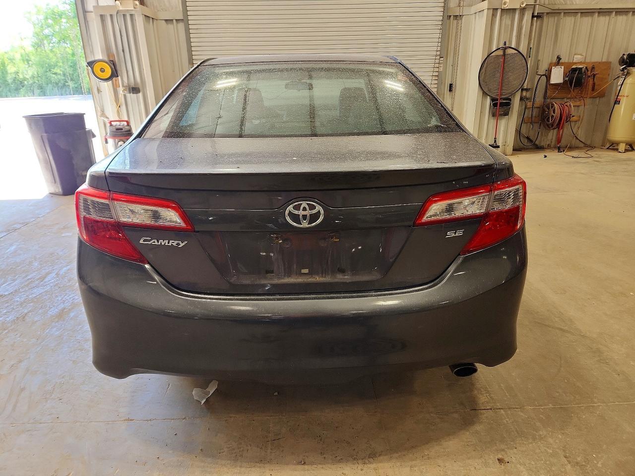 2013 Toyota Camry Se - Image 6