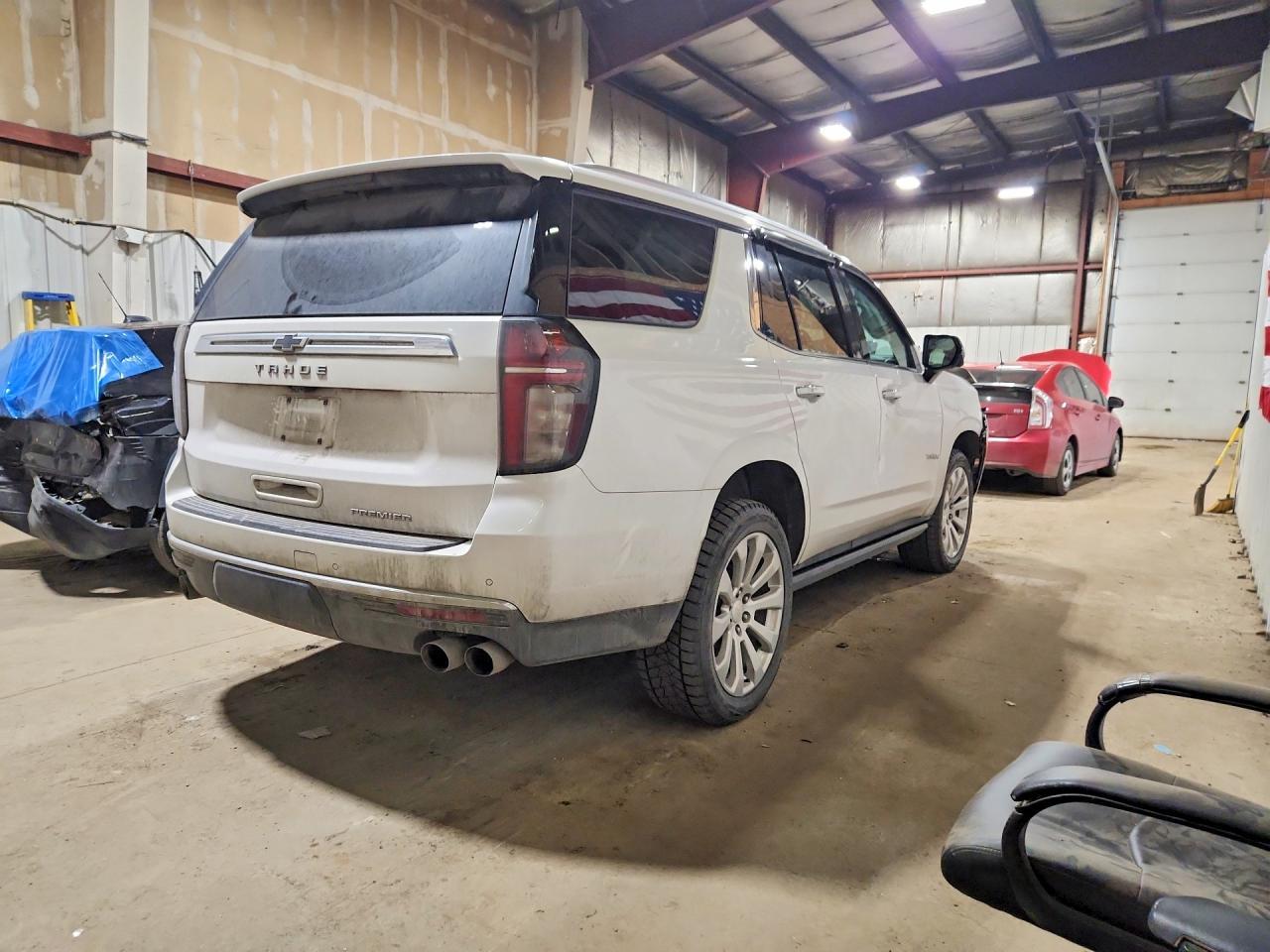 2021 Chevrolet Tahoe K1500 Premier - Фото 3