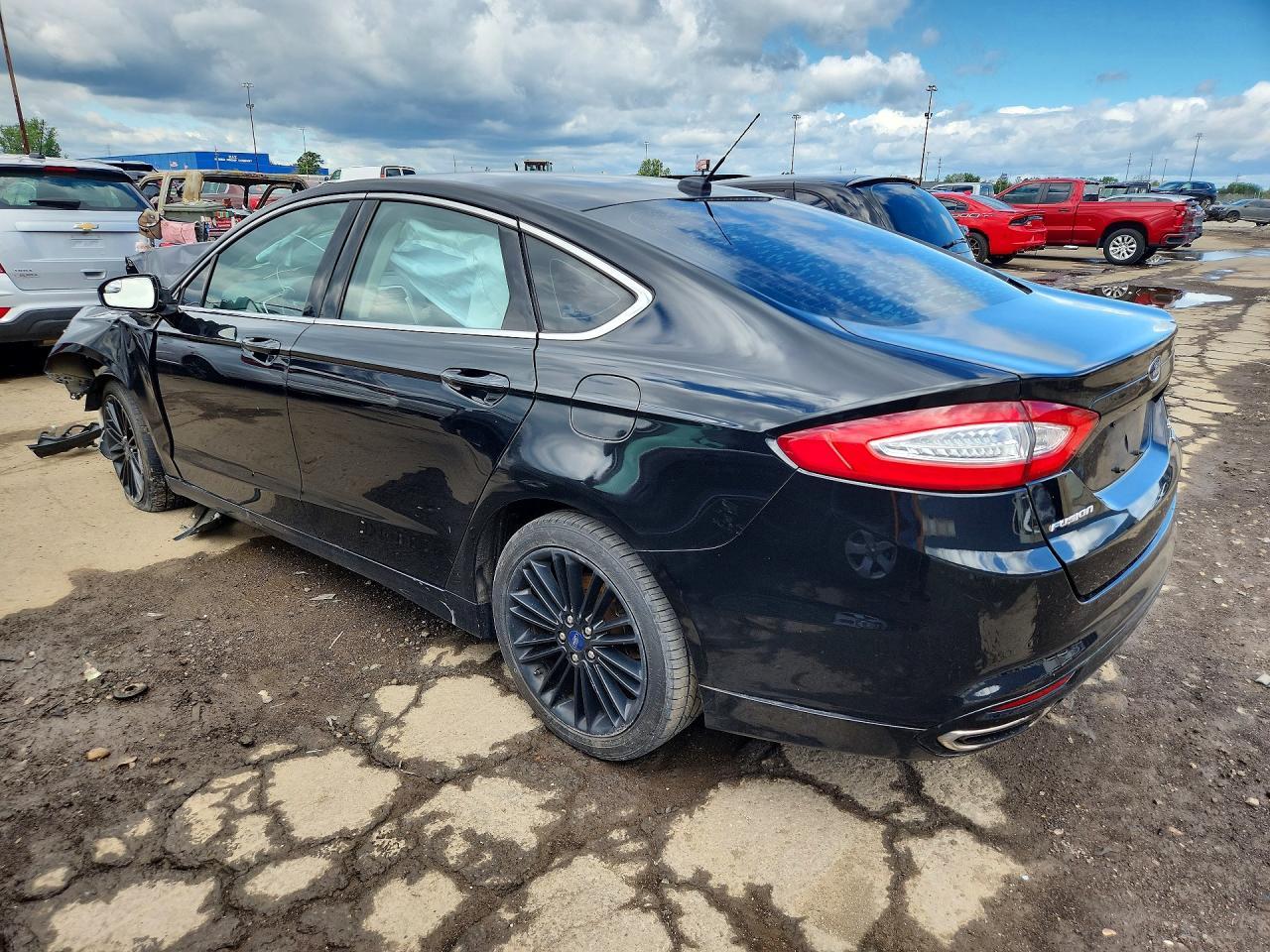 2016 Ford Fusion Se - Image 2