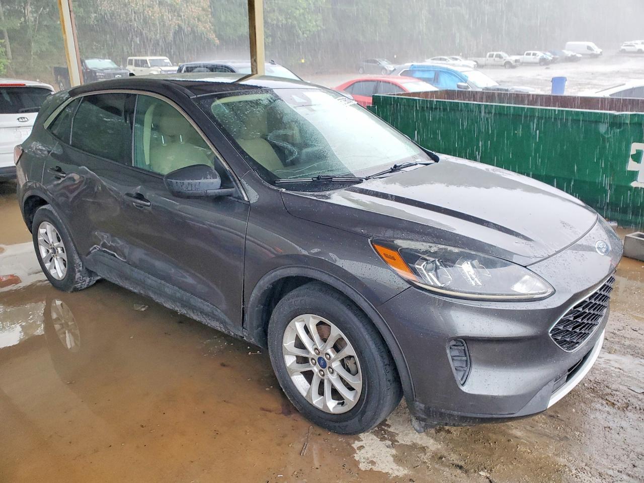2020 Ford Escape Se - Фото 4
