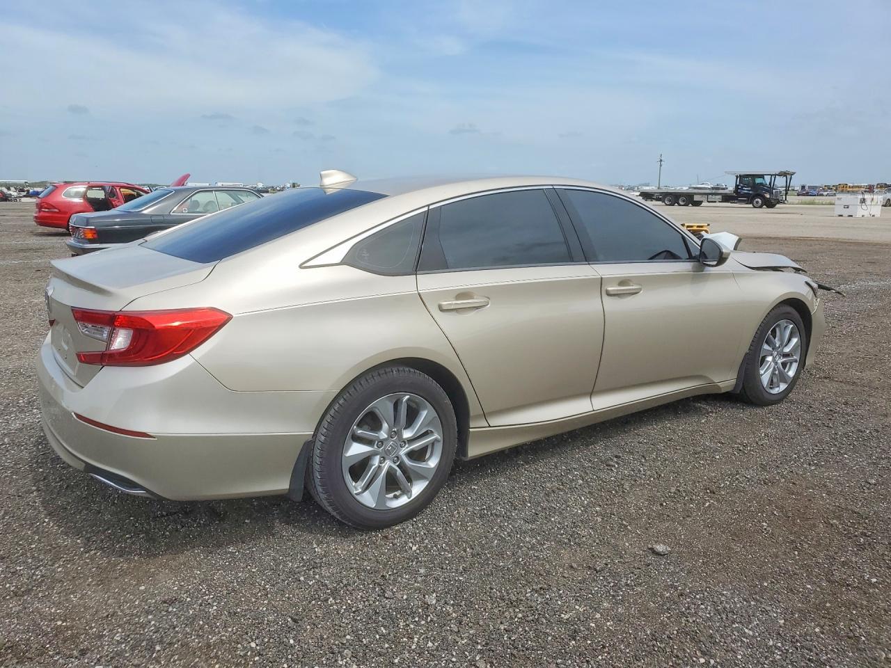 2018 Honda Accord Lx - Фото 3
