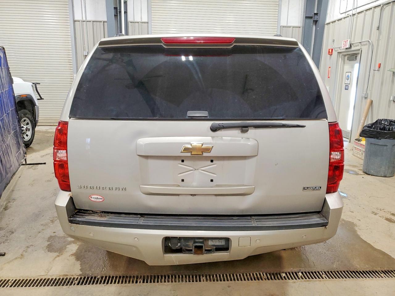 2008 Chevrolet Suburban K1500 Ls - Image 6
