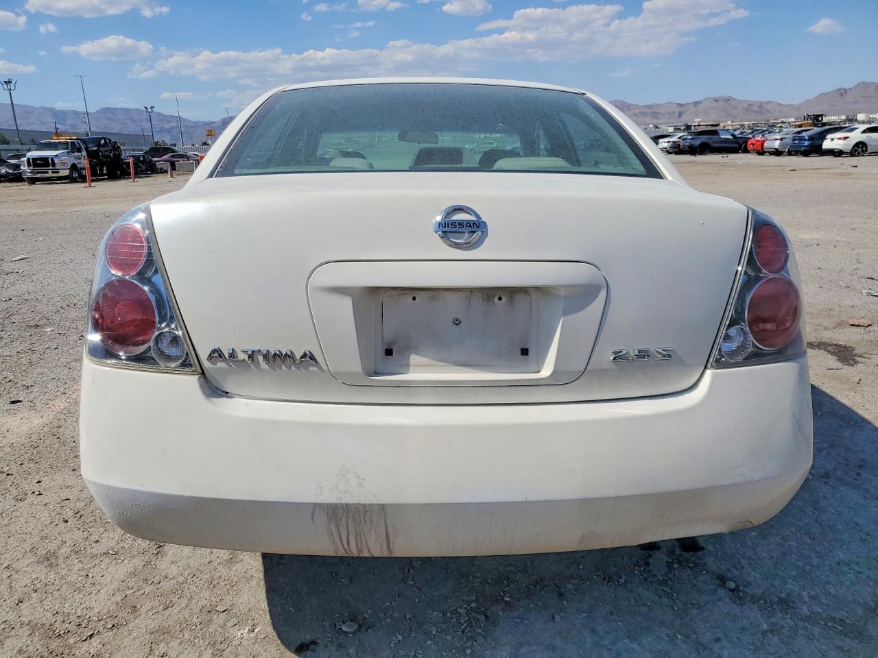 2005 Nissan Altima 2.5 - Фото 6