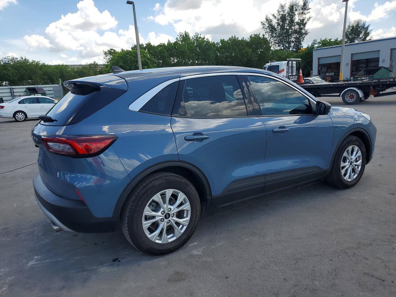 2023 Ford Escape Active - Фото 3