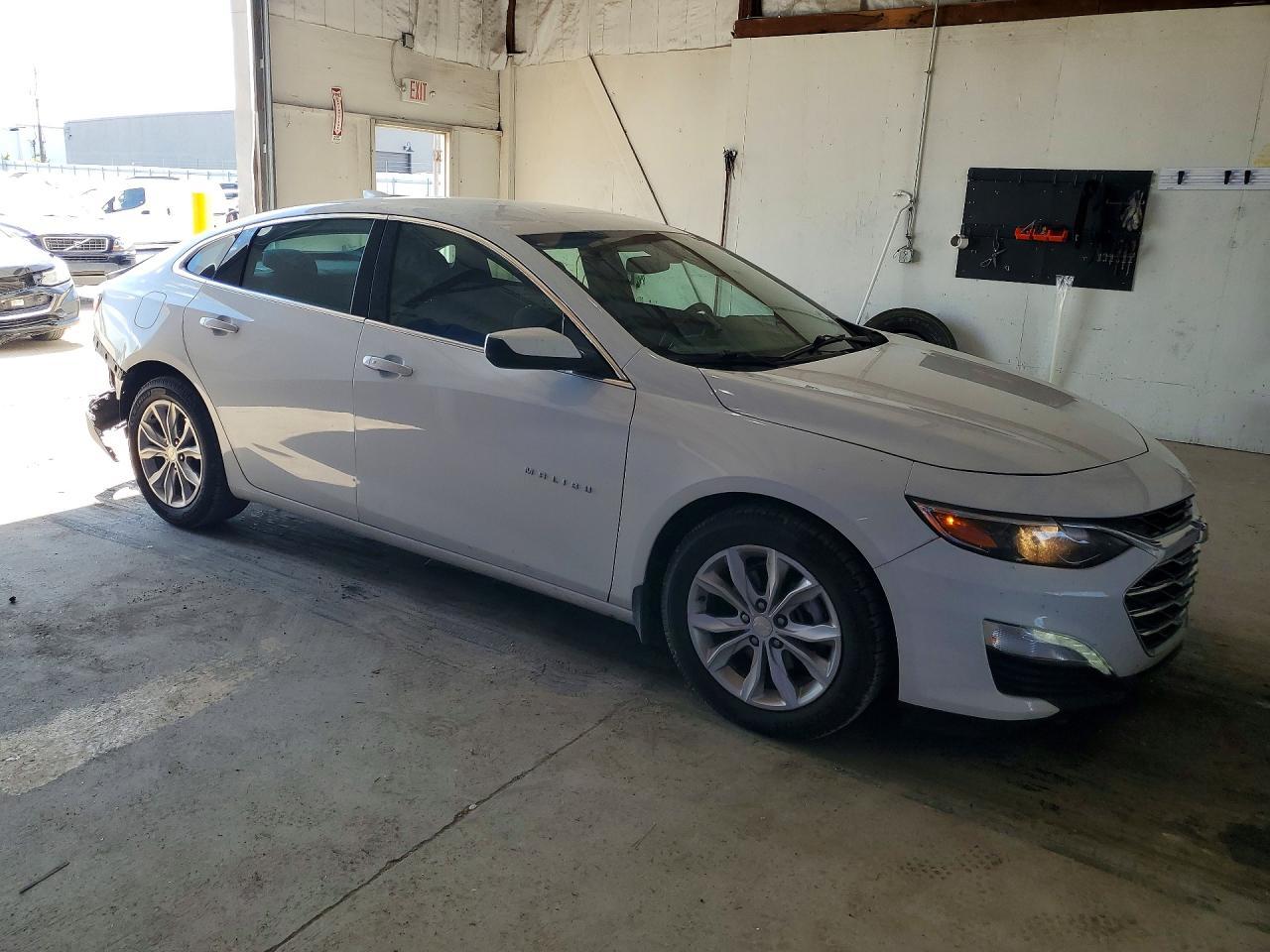 2022 Chevrolet Malibu Lt - Фото 4