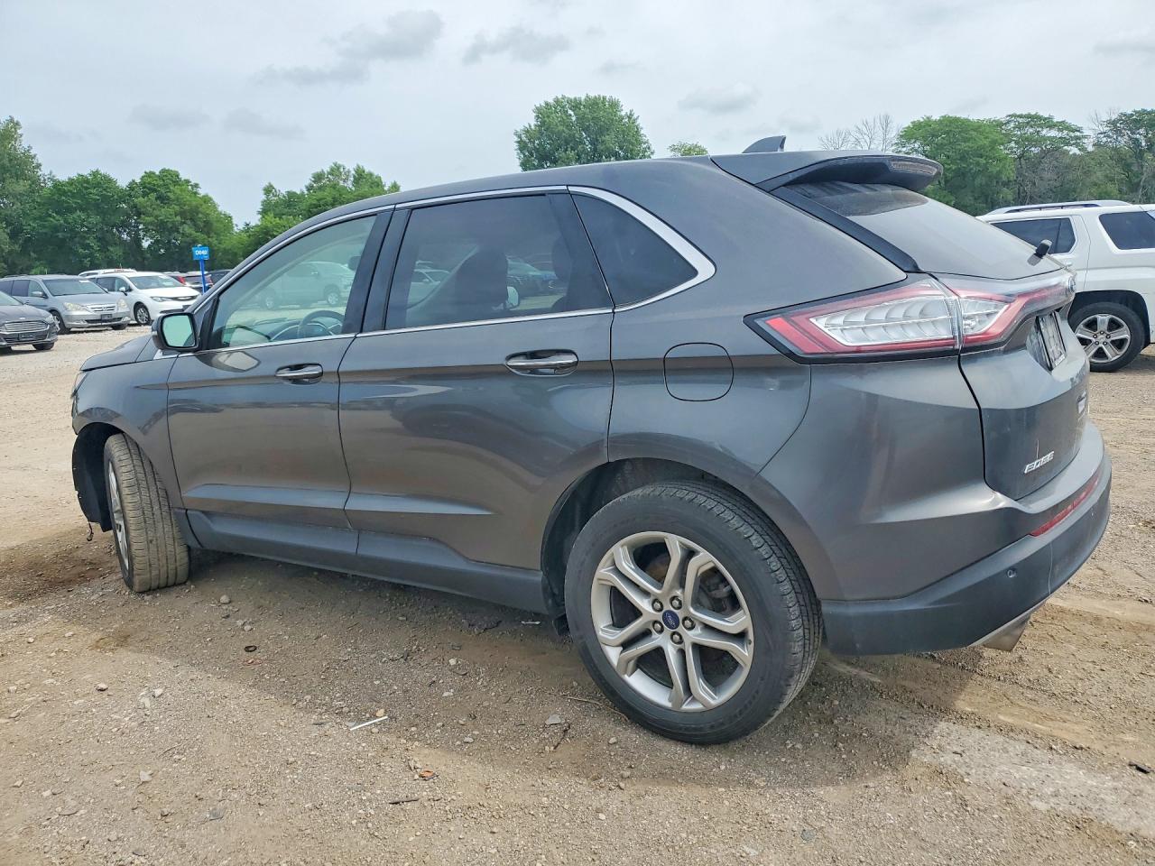 2017 Ford Edge Titanium - Image 2