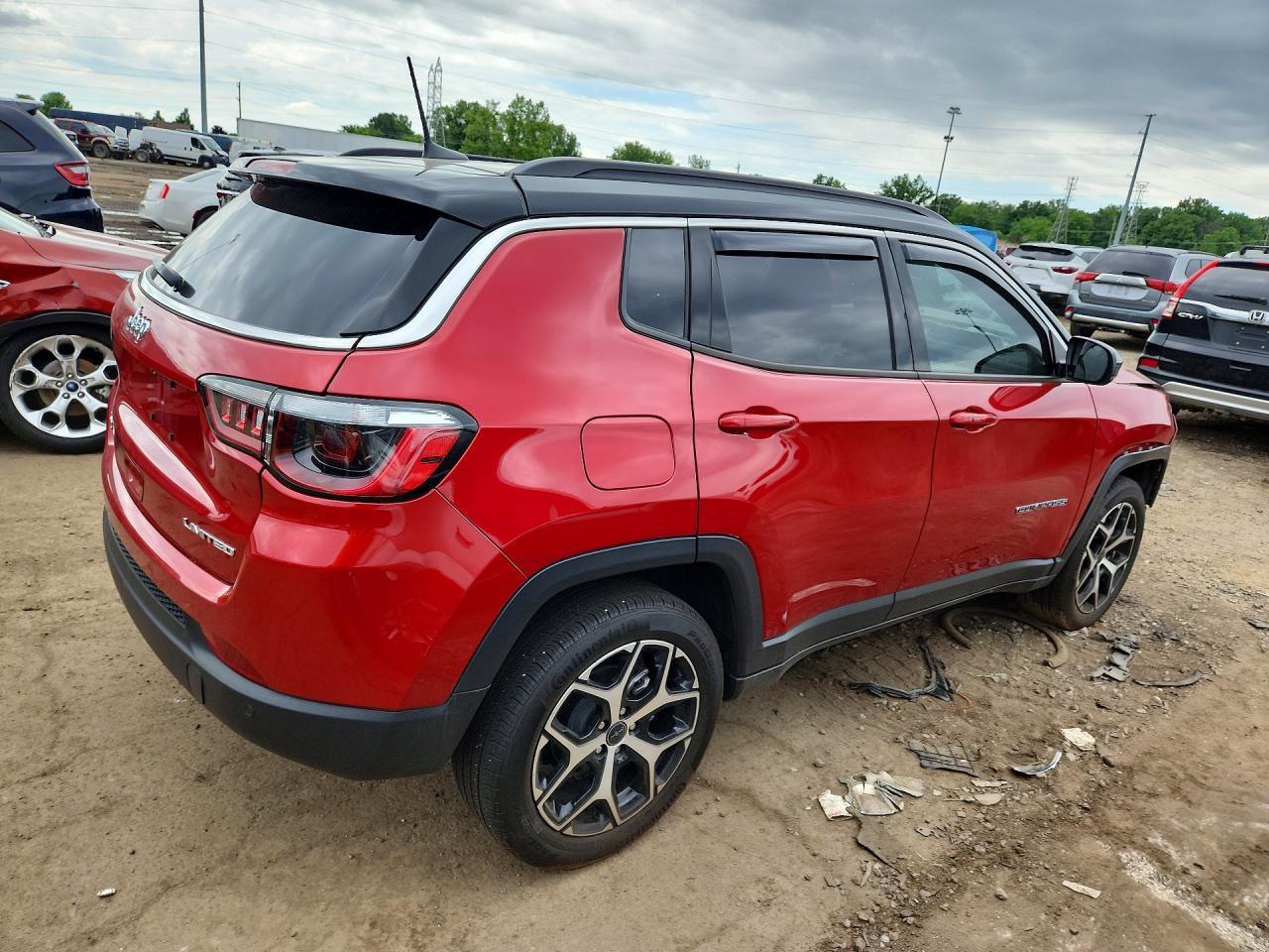 2025 Jeep Compass Limited - Фото 3