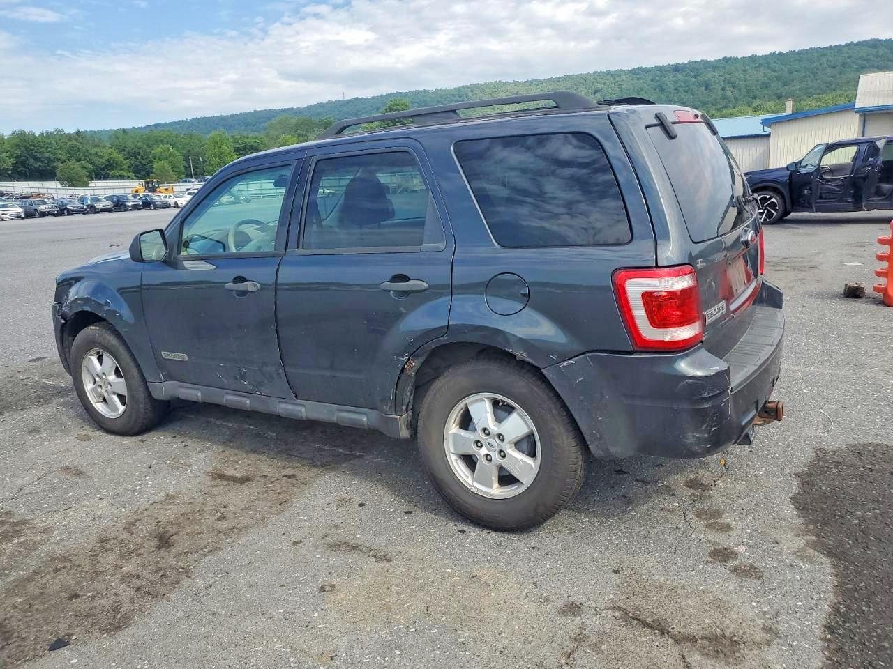 2008 Ford Escape Xlt - Image 2