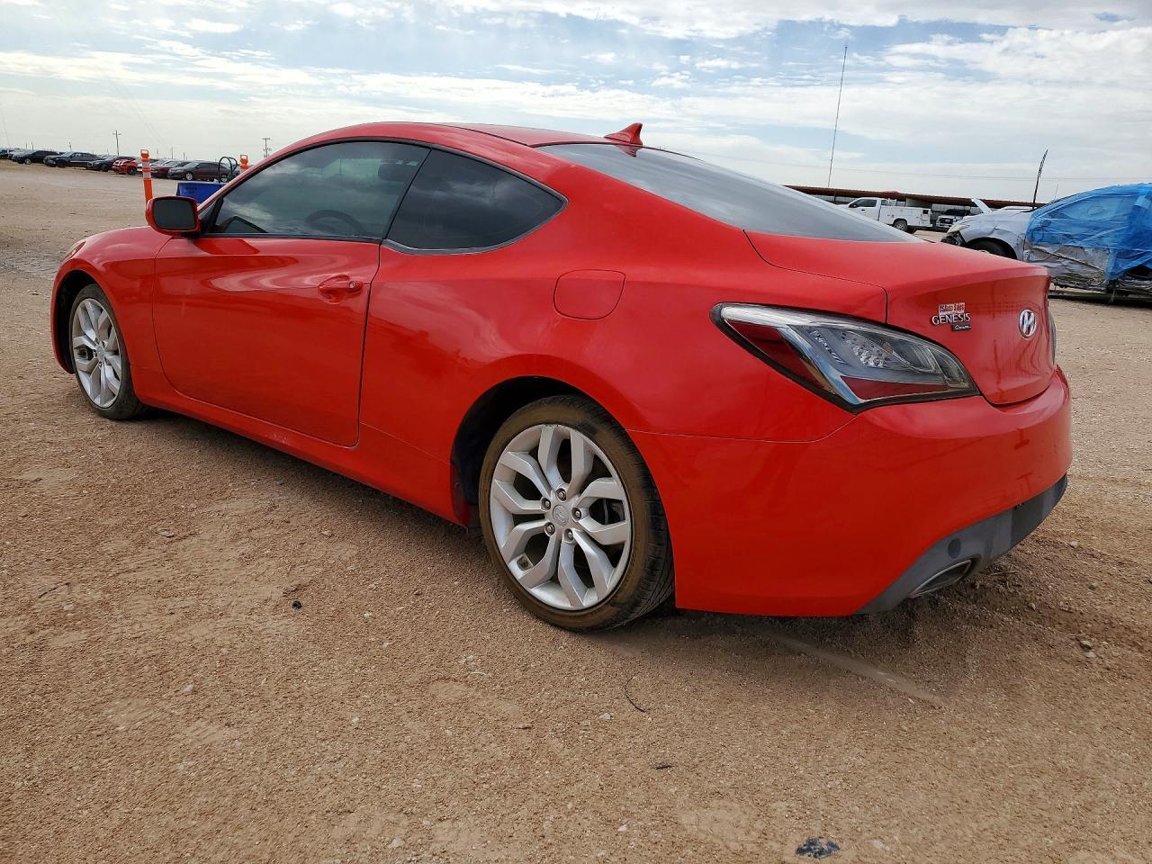 2012 Hyundai Genesis Coupe 2.0T - Фото 2