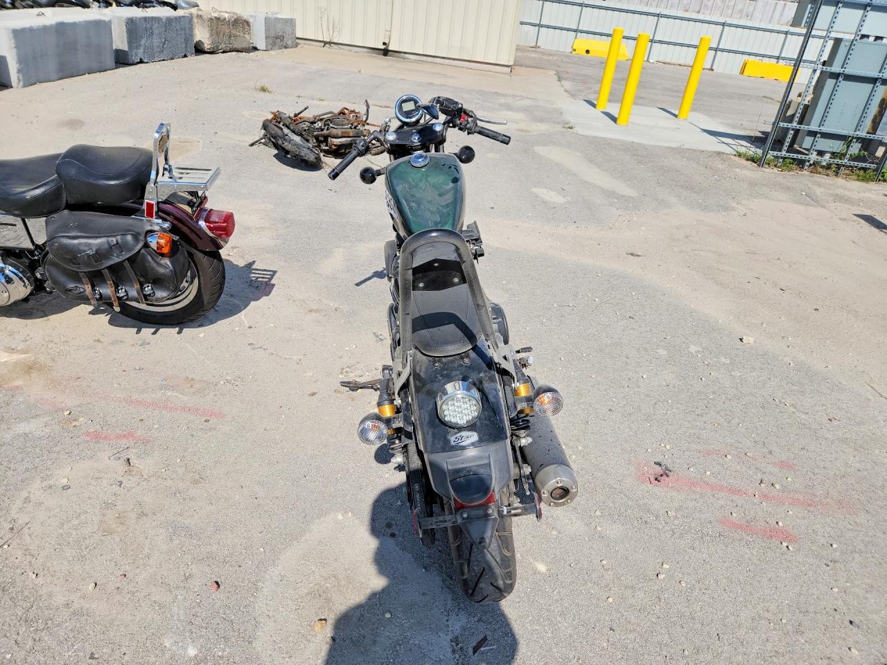 2015 Yamaha Bolt - Фото 4