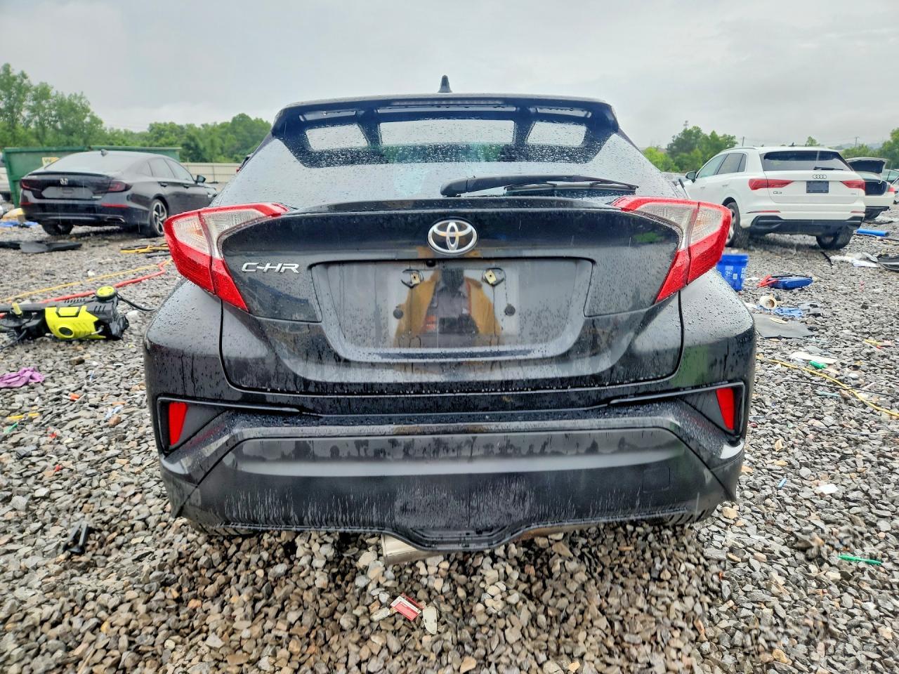 2021 Toyota C-Hr Le - Image 6