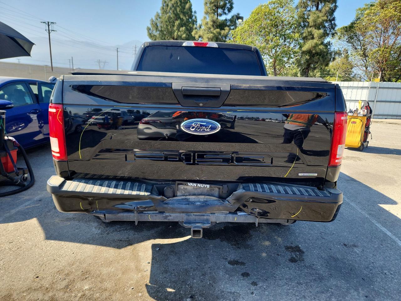 2016 Ford F150 Supercrew - Image 6