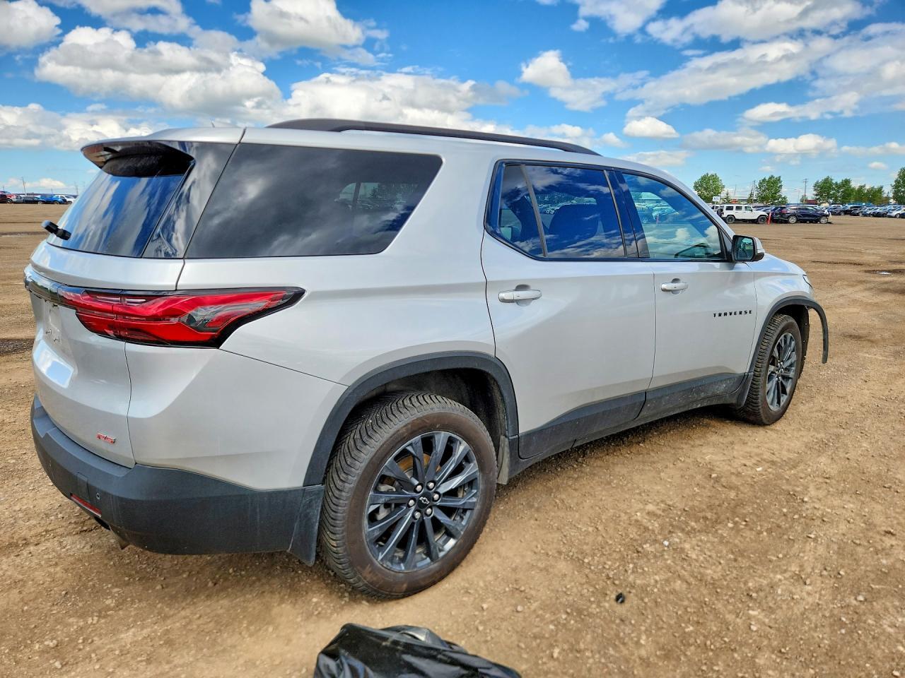 2022 Chevrolet Traverse Rs - Image 3