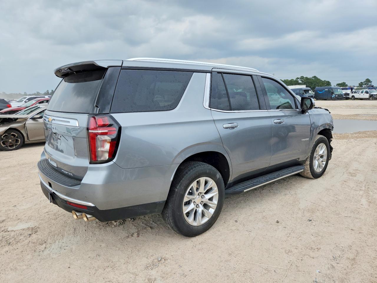2023 Chevrolet Tahoe C1500 Premier - Фото 3