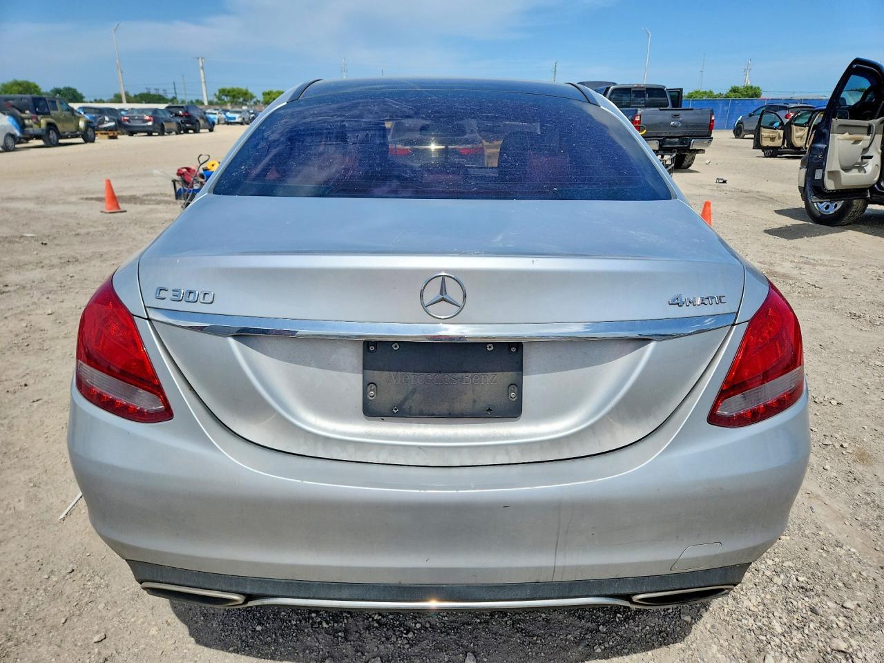 2018 Mercedes-Benz C 300 4Matic - Фото 6