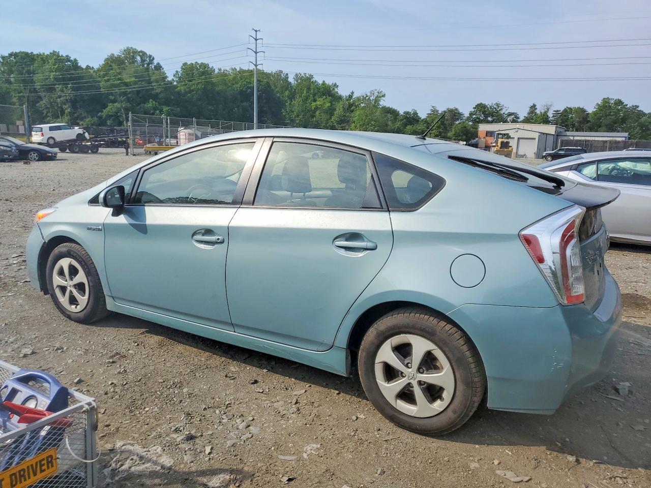 2012 Toyota Prius Two - Фото 2