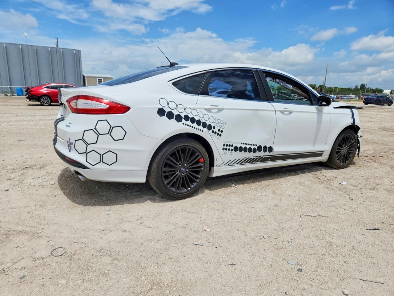 2016 Ford Fusion Se - Фото 3