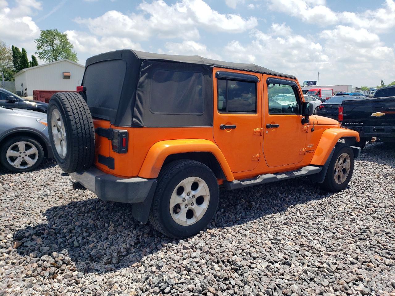 2013 Jeep Wrangler Unlimited Sahara - Фото 3