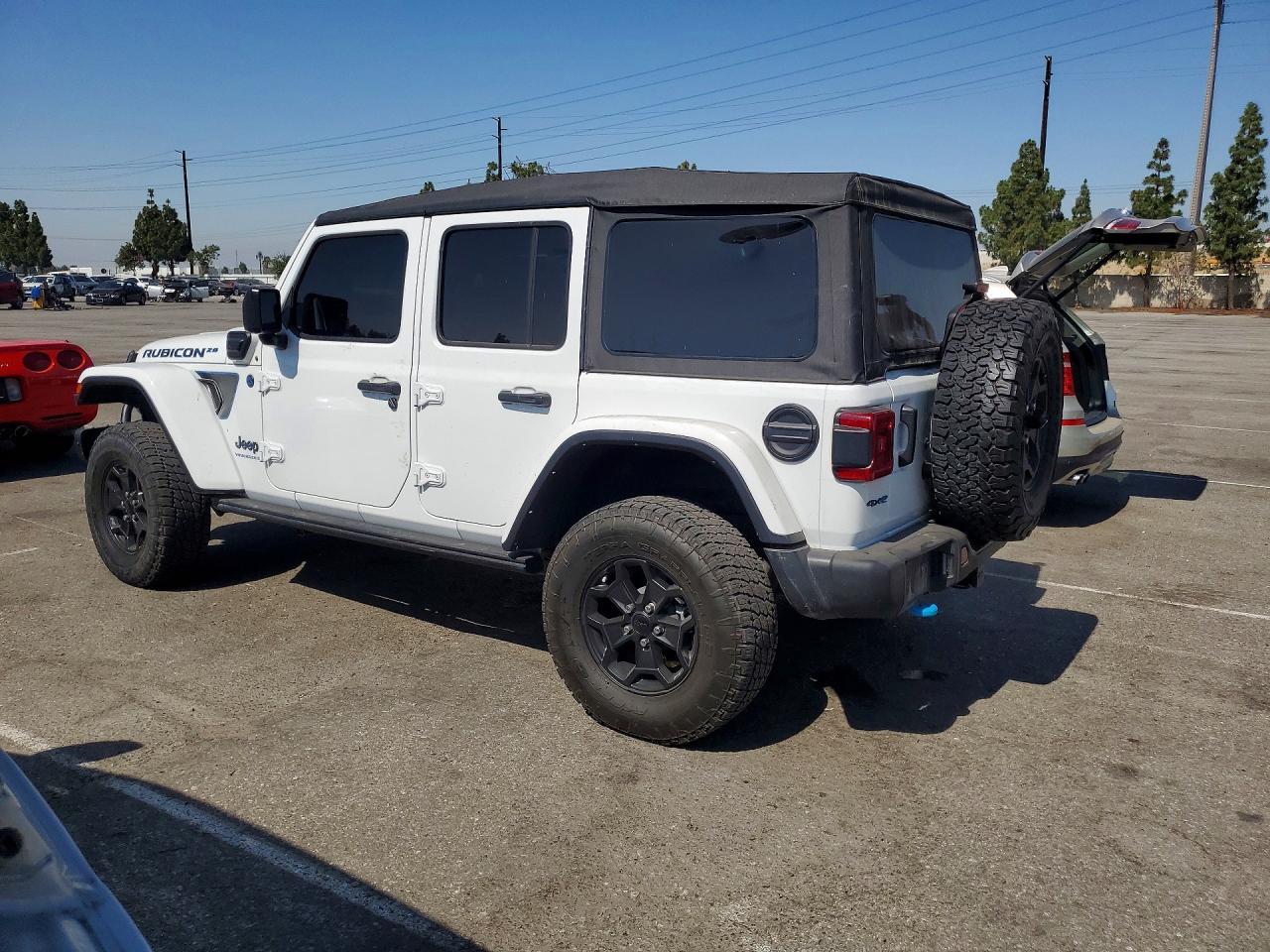 2023 Jeep Wrangler Rubicon 4Xe - Фото 2