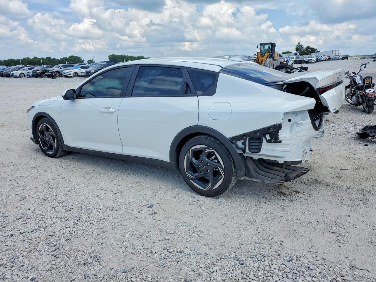 2025 Kia K4 Ex - Фото 2
