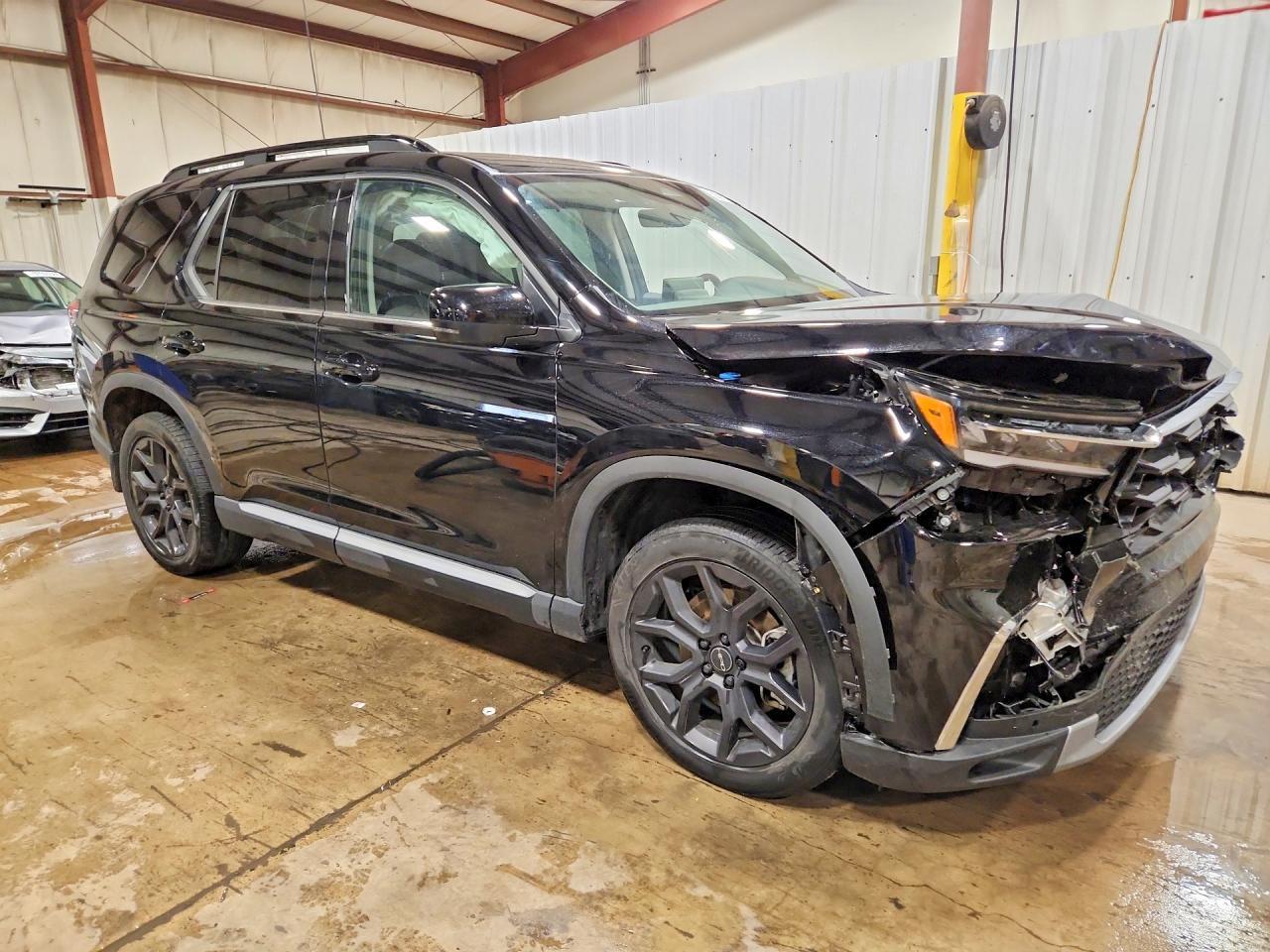2025 Honda Pilot Touring - Фото 4