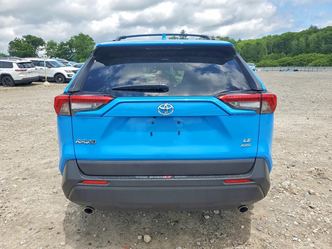 2019 Toyota Rav4 Le - Image 6