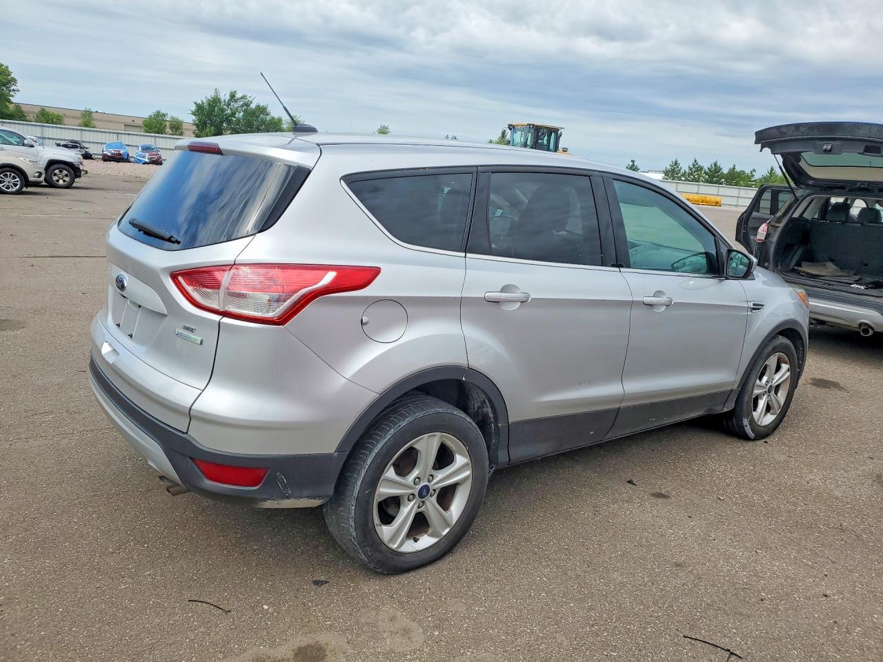 2014 Ford Escape Se - Фото 3