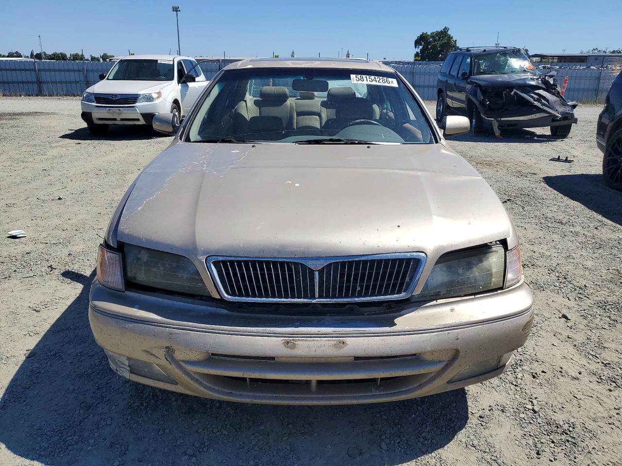 1998 Infiniti I30 Base - Image 5
