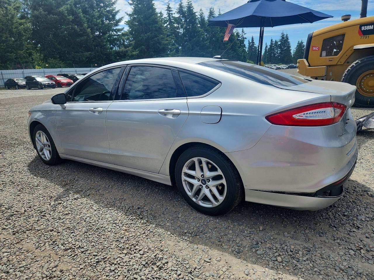 2014 Ford Fusion Se - Image 2