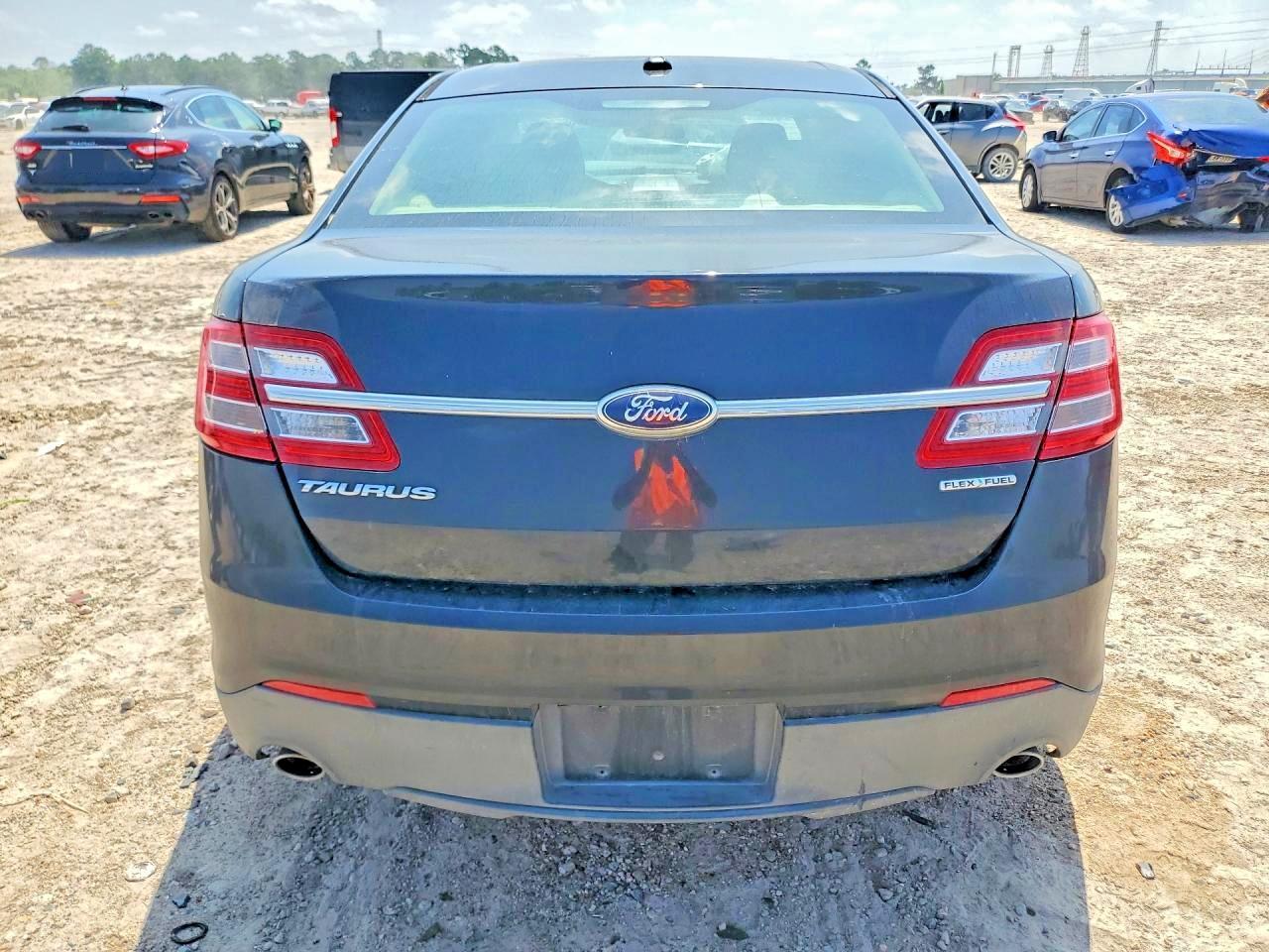 2013 Ford Taurus Se - Image 6
