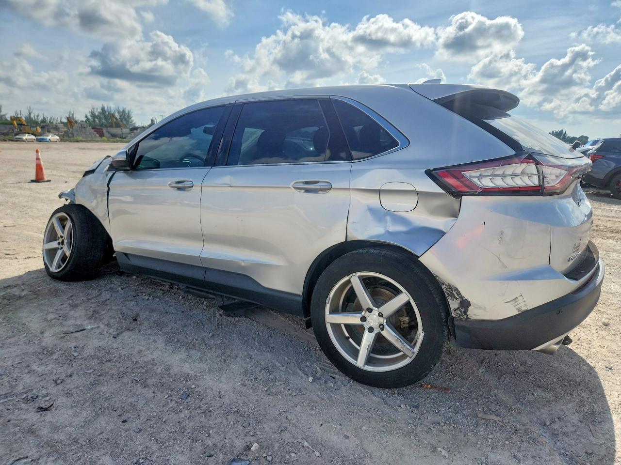 2018 Ford Edge Sel - Фото 2