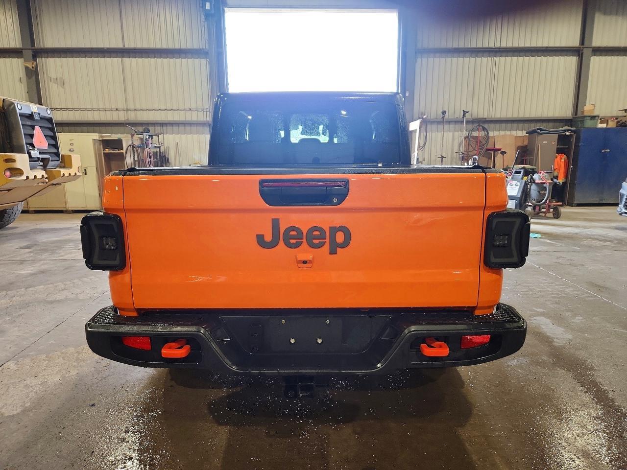 2025 Jeep Gladiator Mojave - Image 6