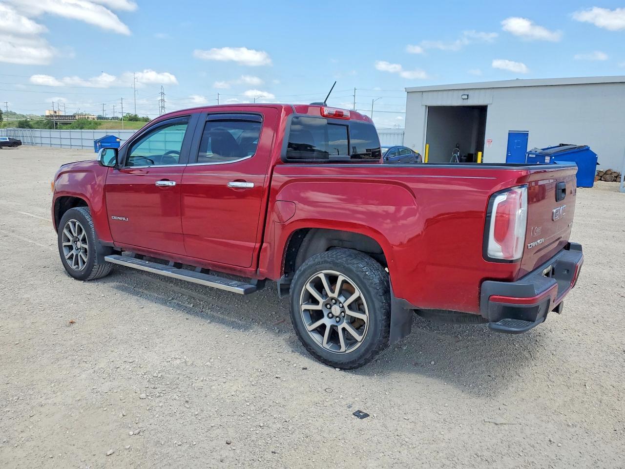 2019 GMC Canyon Denali - Image 2