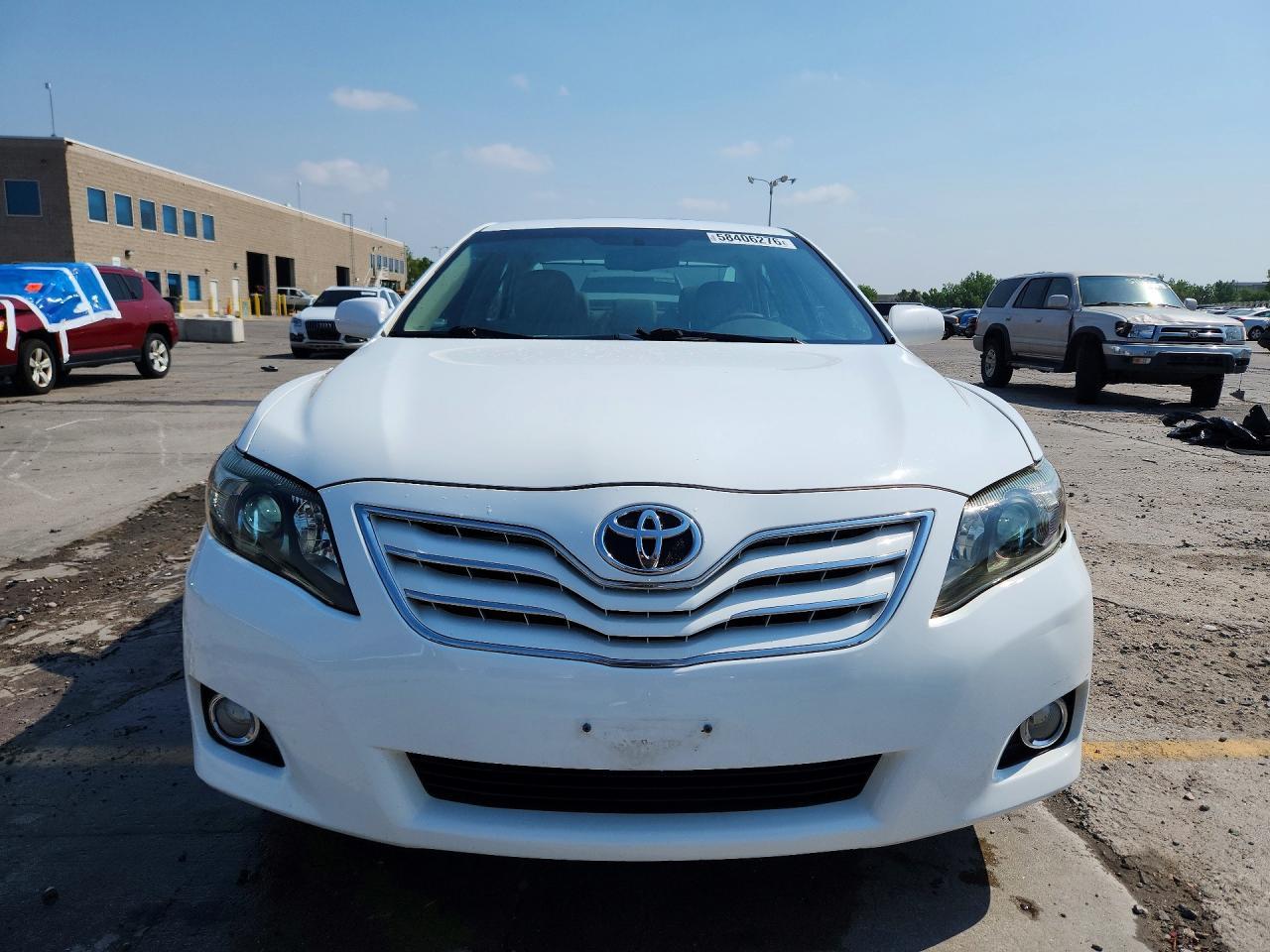 2010 Toyota Camry Xle V6 - Image 5