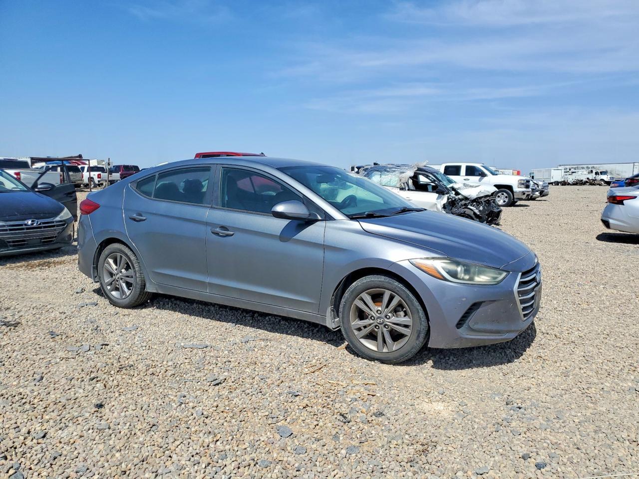 2017 Hyundai Elantra Se - Image 4