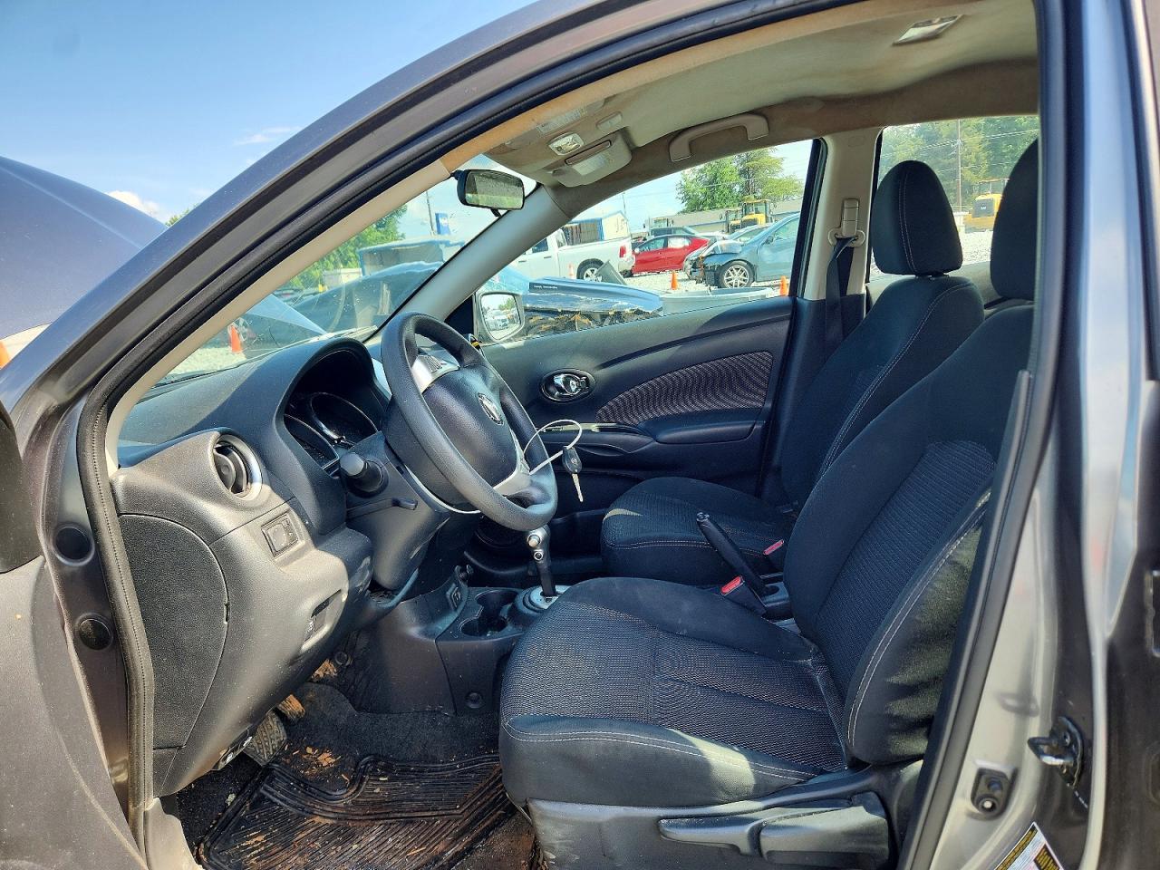 2018 Nissan Versa Sv - Image 7