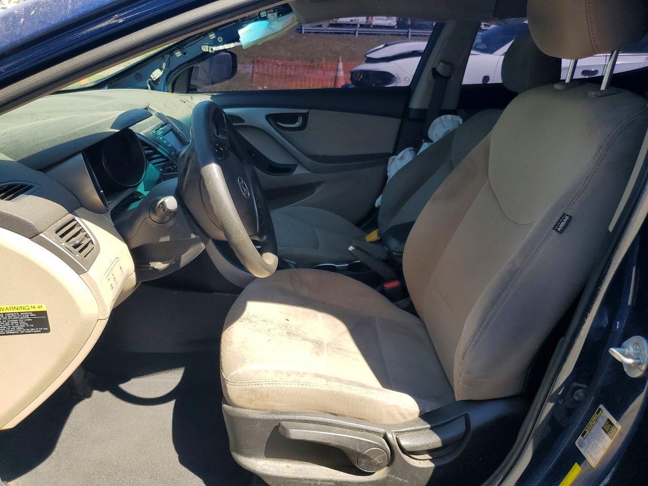 2016 Hyundai Elantra Se - Фото 7