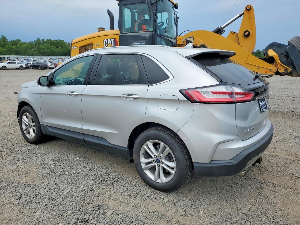 2019 Ford Edge Sel - Image 2