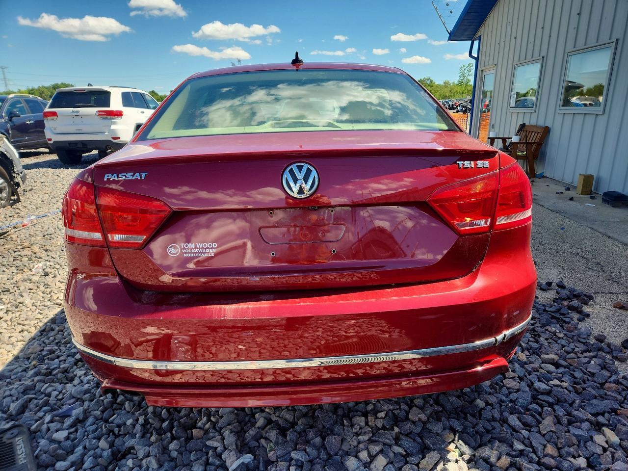 2015 Volkswagen Passat Se - Фото 6