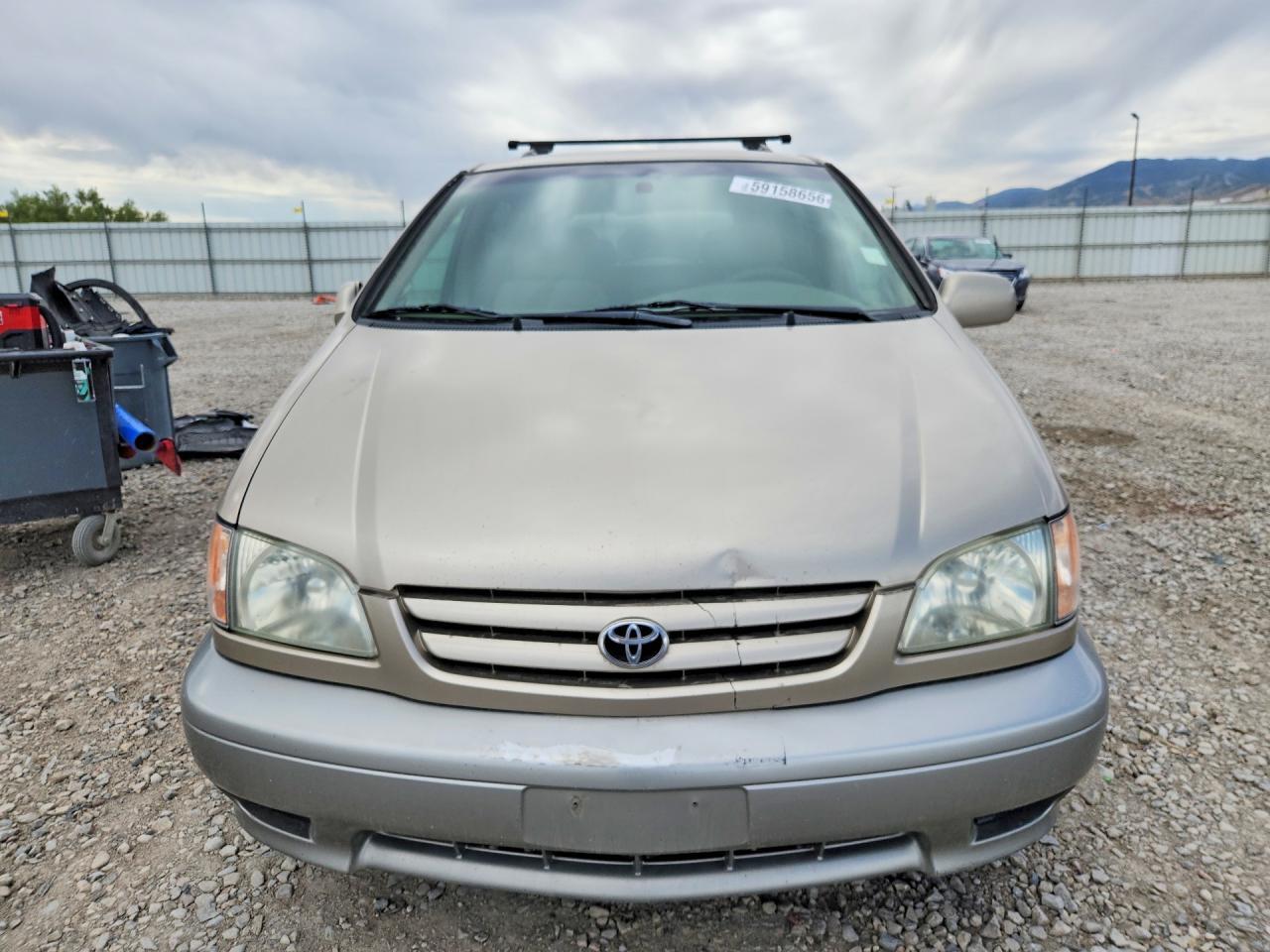 2003 Toyota Sienna Le - Фото 5