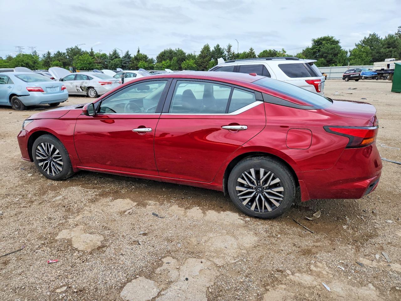 2023 Nissan Altima Sv - Фото 2