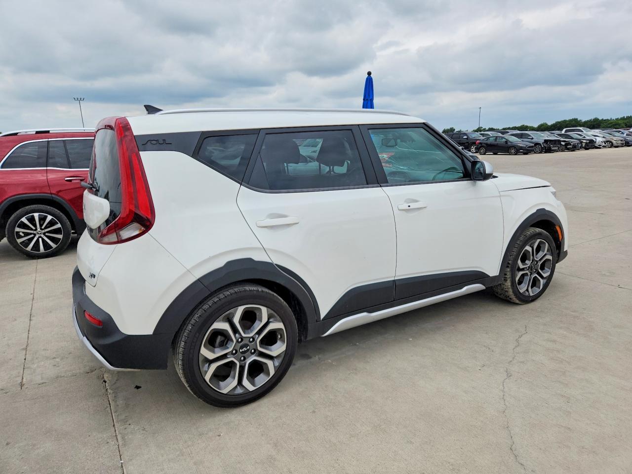 2022 Kia Soul X-Line - Фото 3