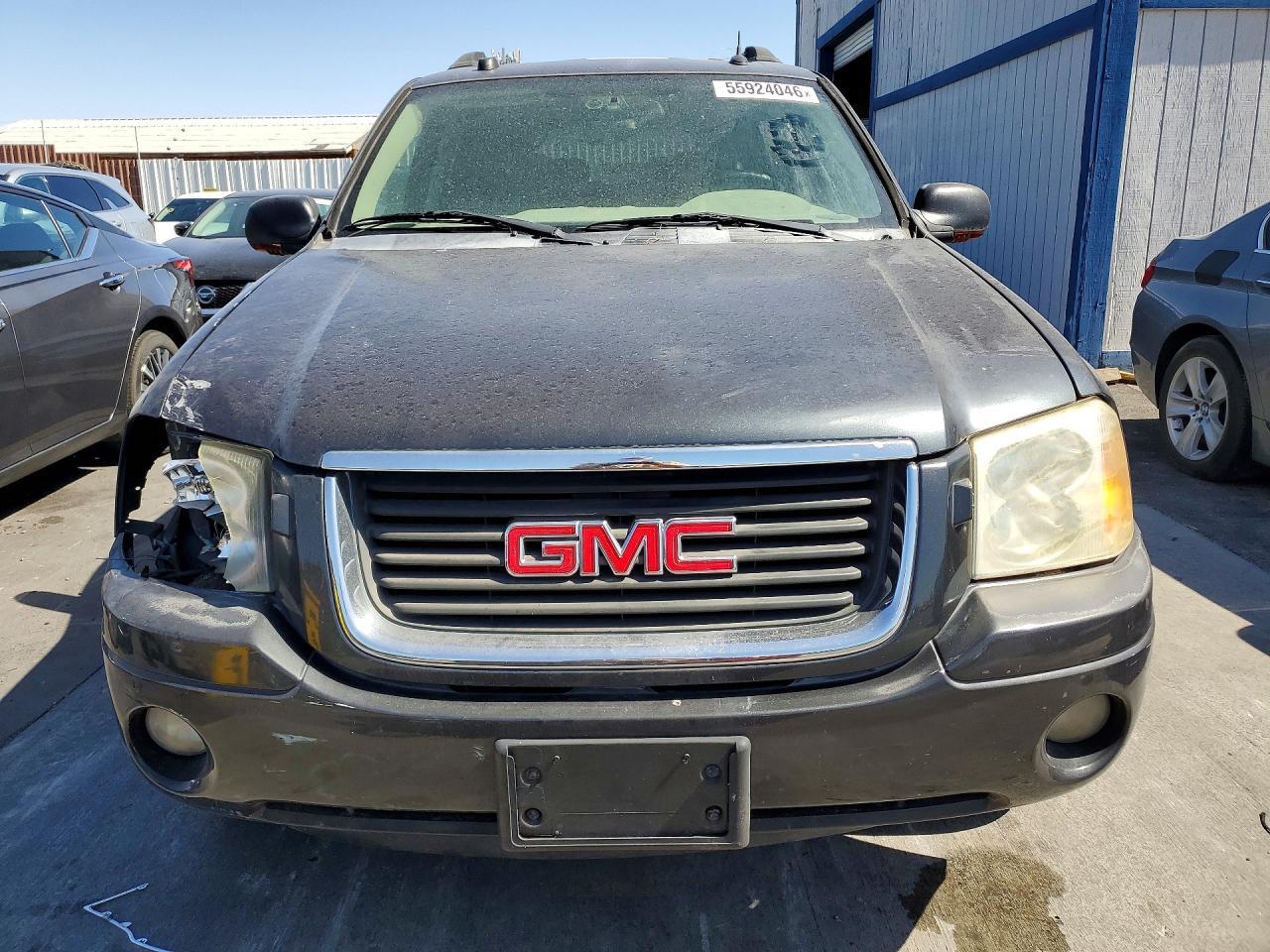 2005 GMC Envoy Xl - Image 5