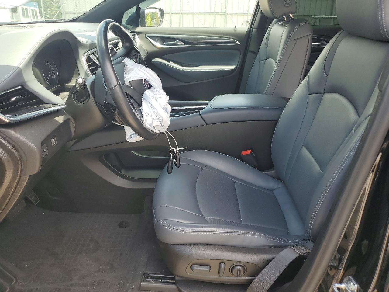 2023 Buick Enclave Essence - Image 7