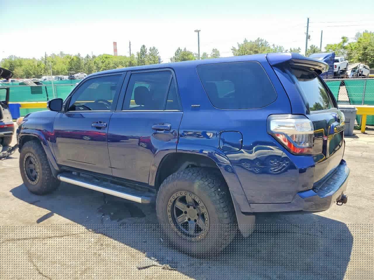 2017 Toyota 4Runner Sr5 Premium - Фото 2
